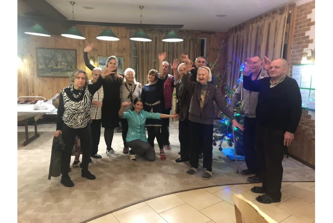 Фото  - Сучасний будинок для людей похилого віку «Happy Family»