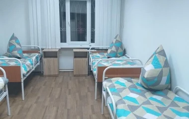 Дім пансіонат для літніх людей 