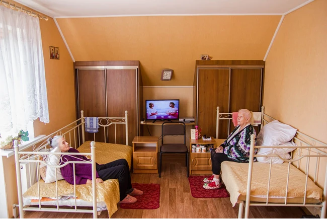 Фото  - Пансіонат для людей похилого віку «Здоровий світ»