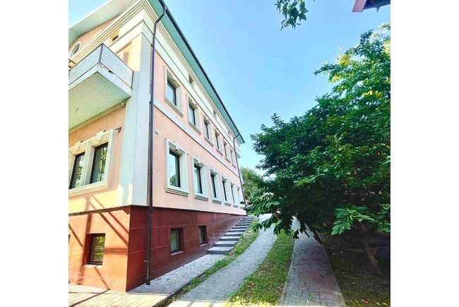 Фото  - Пансіонат для людей похилого віку «Україна»