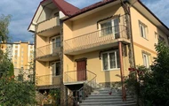 Будинок для людей похилого віку 