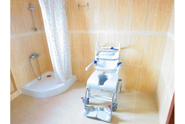 Фото  - Садиба для людей похилого віку «Пори року»