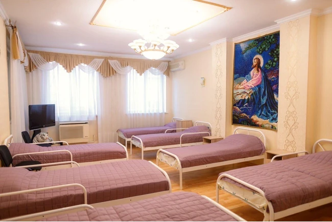 Фото  - Пансіонат для людей похилого віку ІсідА